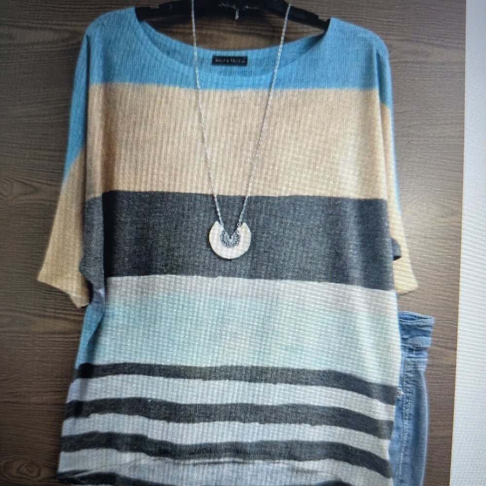 SIZE L/XL NALLY & MILLIE Multi Colored Short Sleeve Sweater INVPV3763